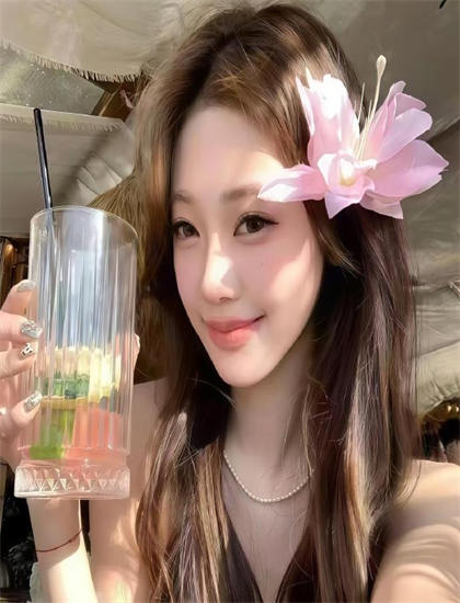 导演剪辑：《二度梅》电影与电视剧比较：媒介差异与叙事特点